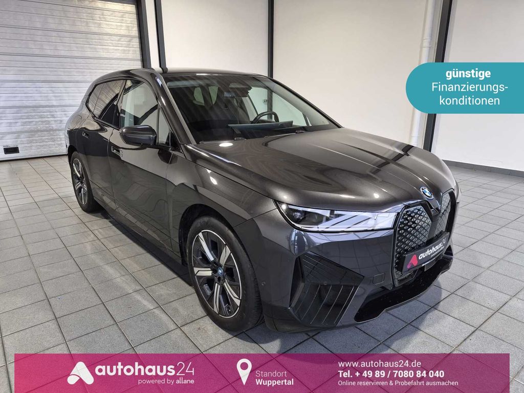 BMW iX 2023