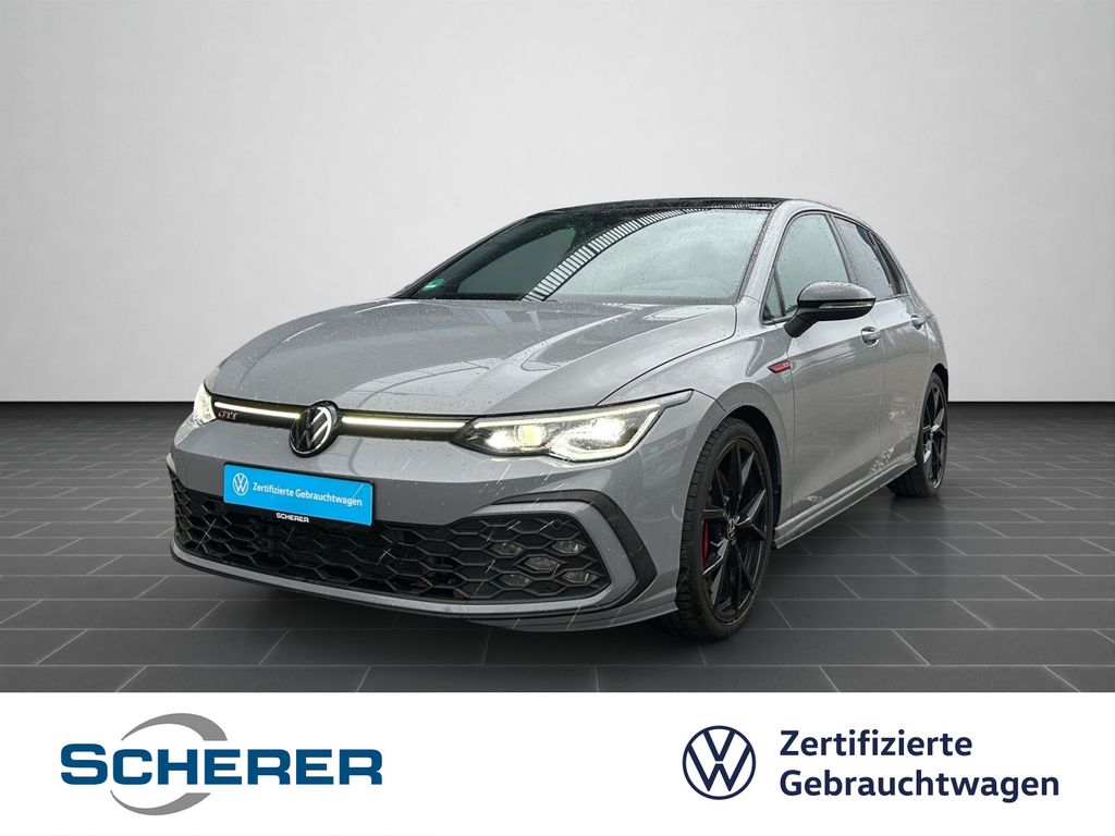 Volkswagen Golf 2022