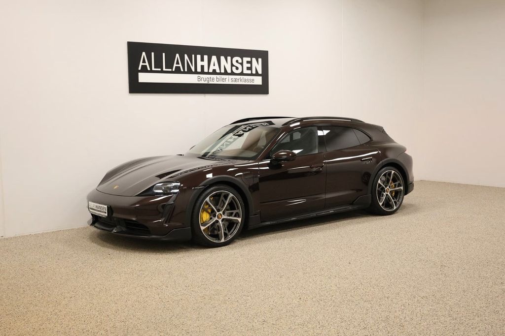 Porsche Taycan 2022