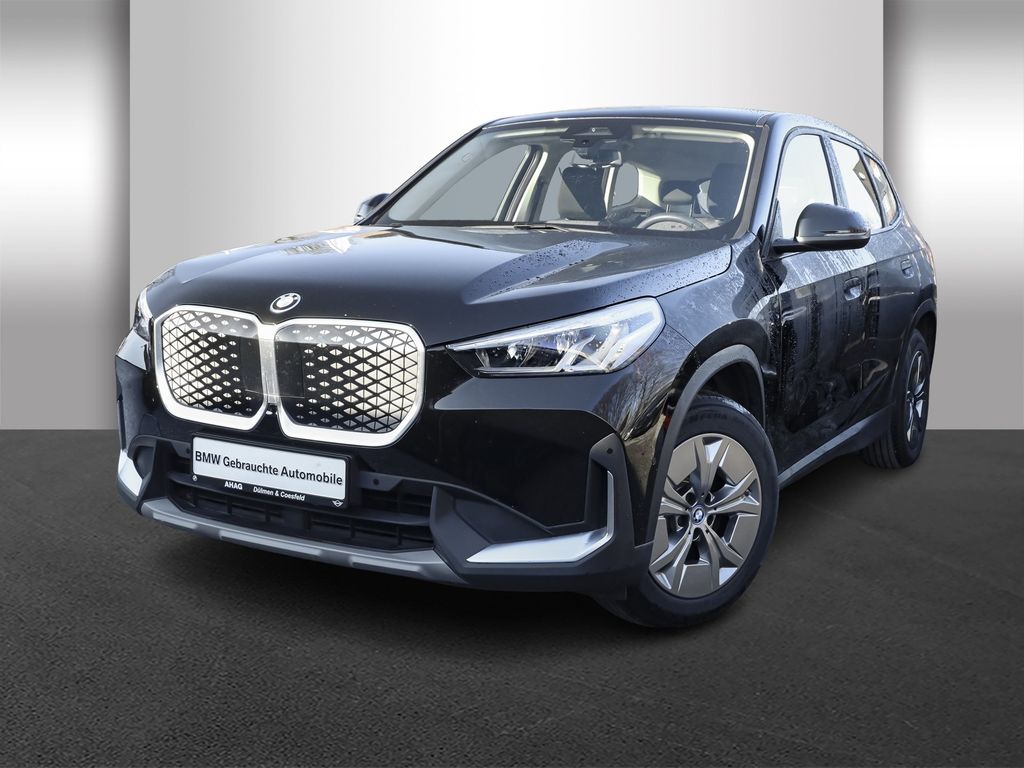 BMW iX1 2023