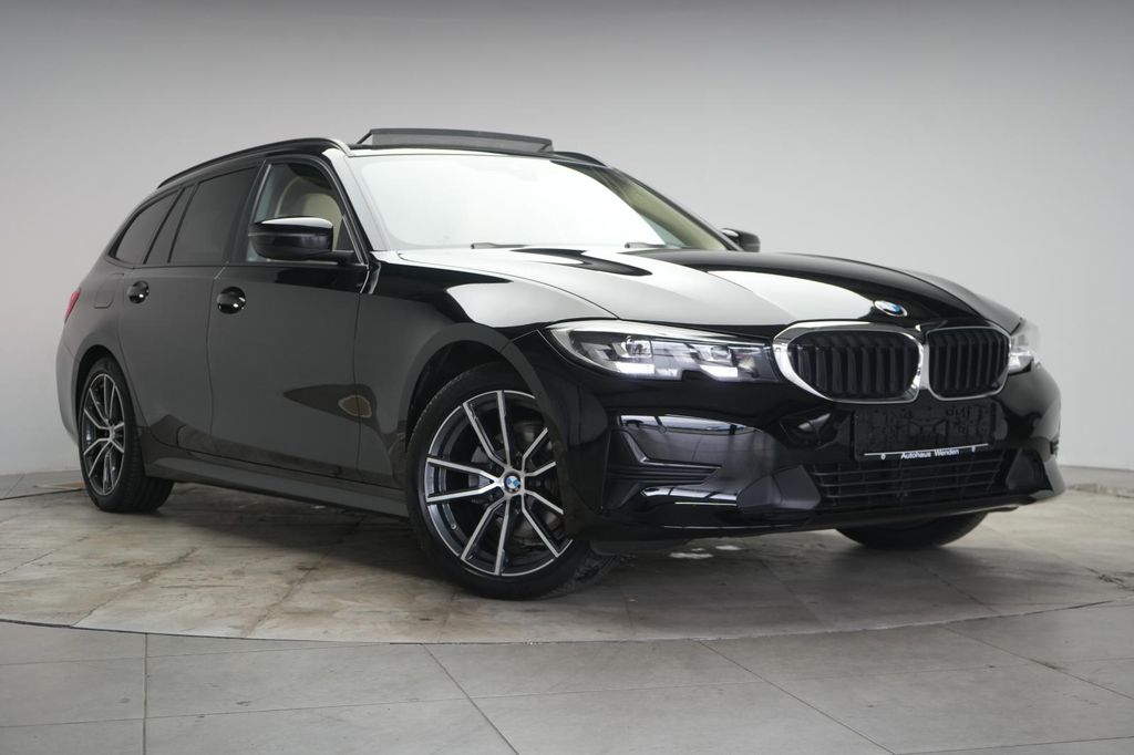 BMW 320 2022