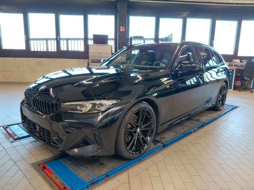 BMW 320 2023
