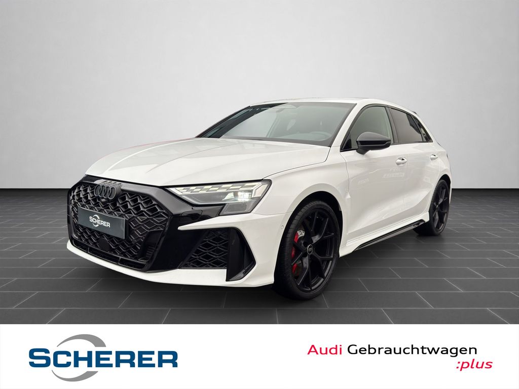 Audi RS3 2025