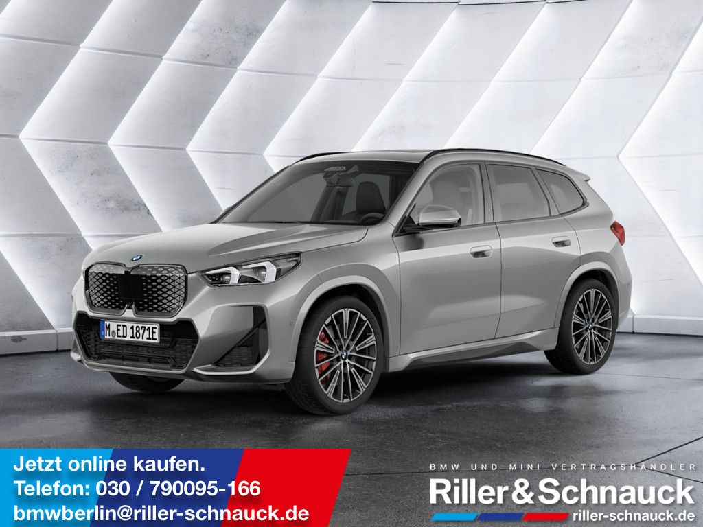 BMW iX1 2026