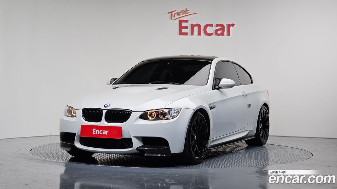BMW M3 2011
