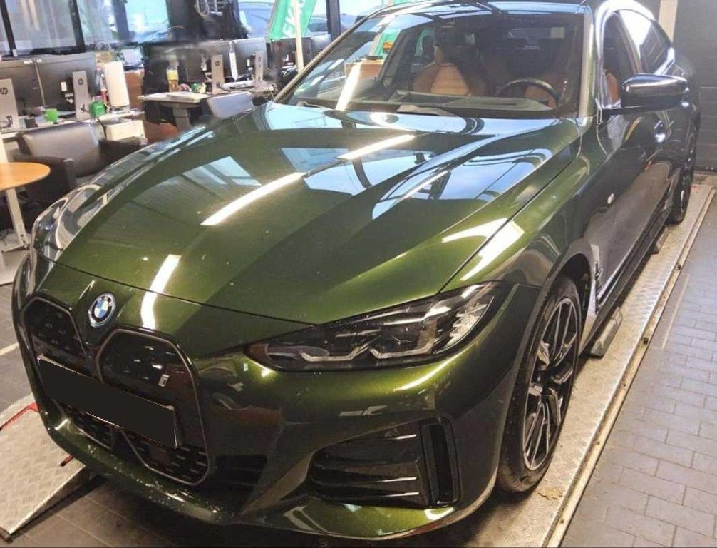 BMW i4 2023