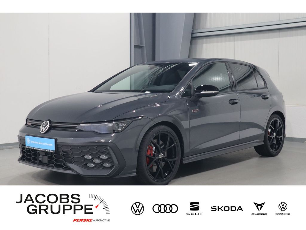 Volkswagen Golf 2025