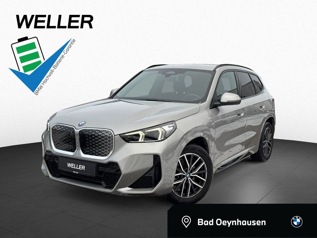 BMW iX1 2025