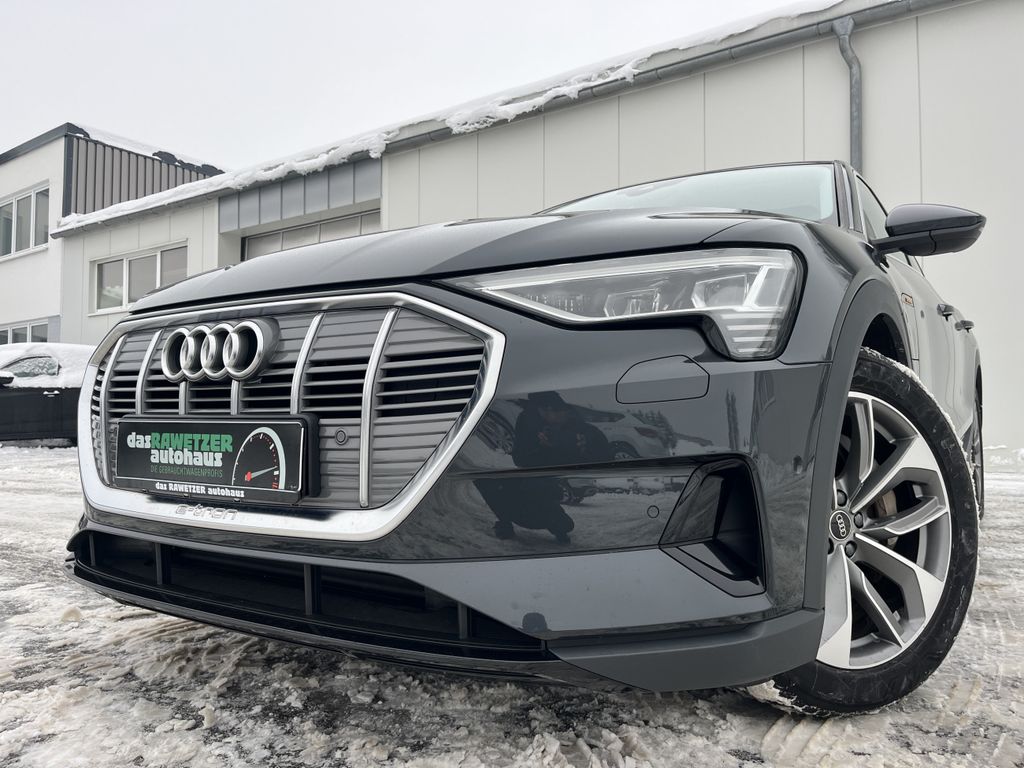 Audi e-tron 2022