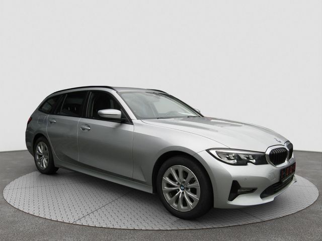 BMW 320 2021