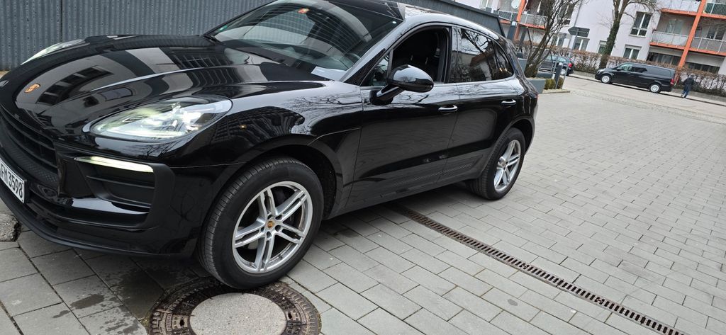 Porsche Macan 2022