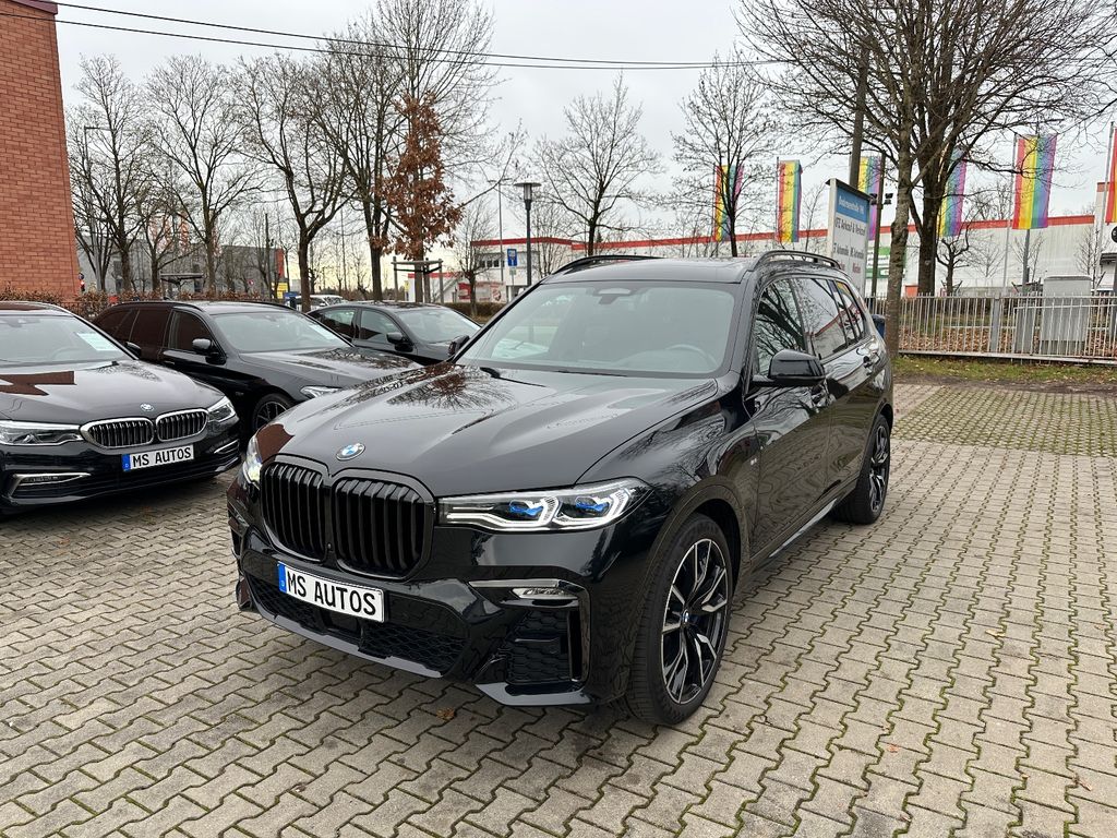 BMW X7 2021