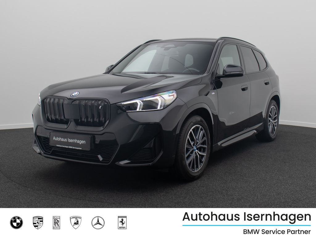 BMW iX1 2023
