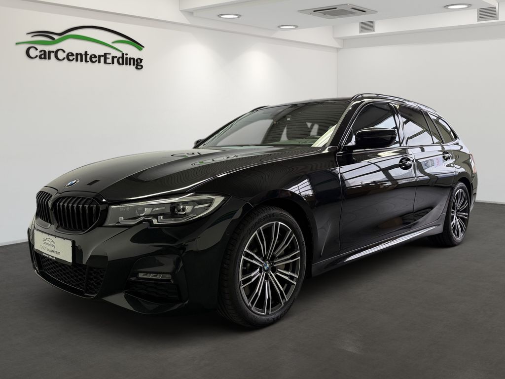 BMW 330 2022