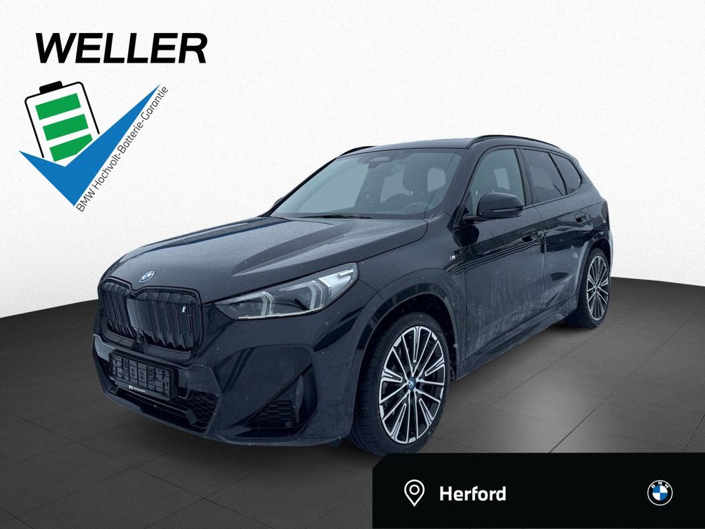 BMW iX1 2022