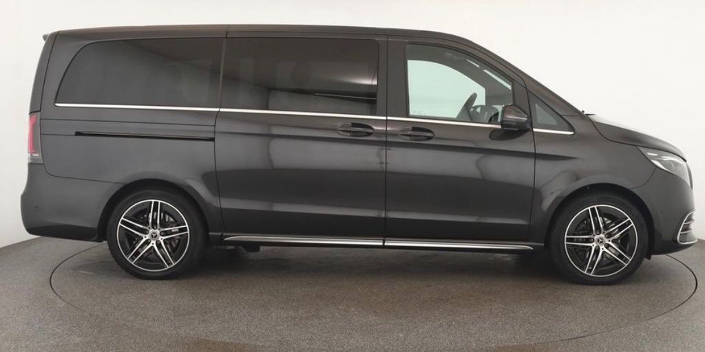 Mercedes-Benz V 300 2024