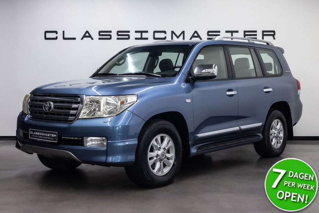 Toyota Land Cruiser 2011