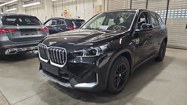 BMW iX1 2023