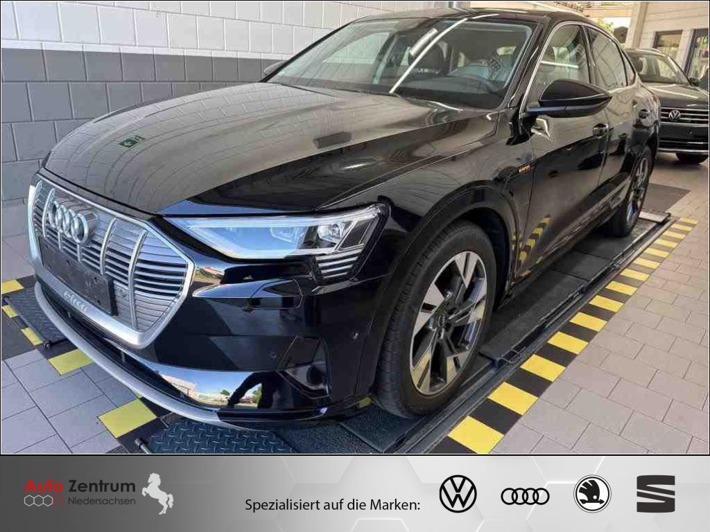 Audi e-tron 2022