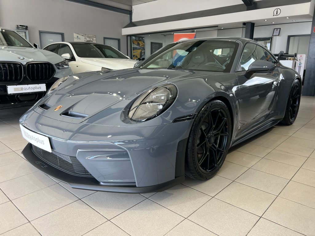 Porsche 992 2025
