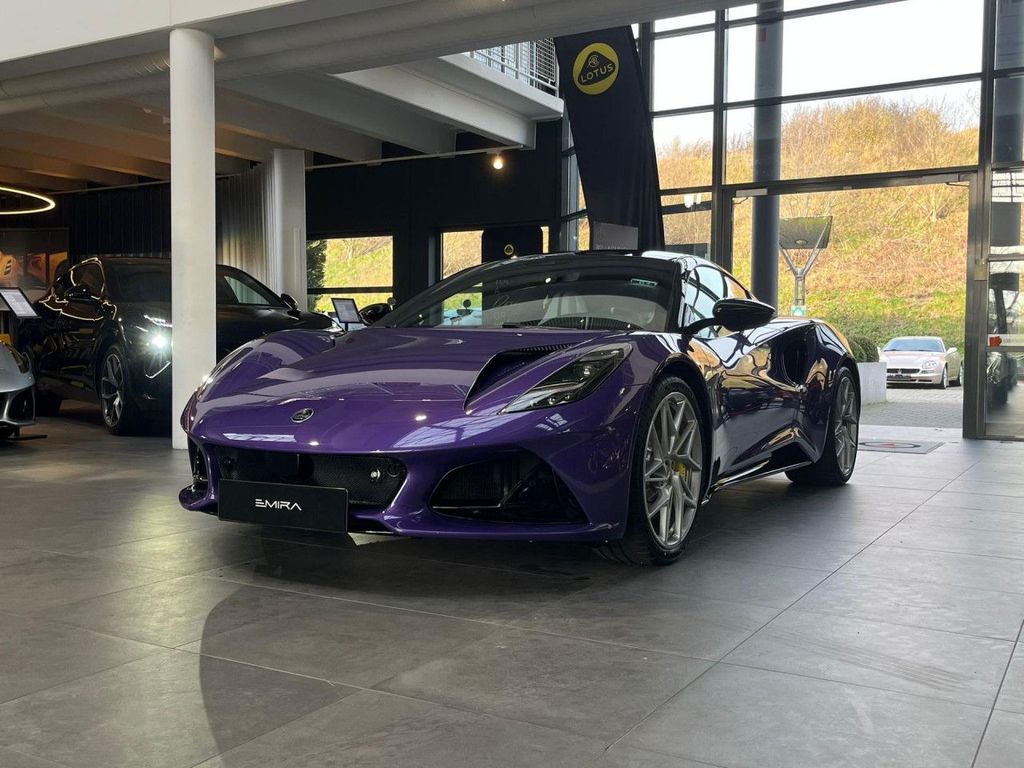 Lotus Emira