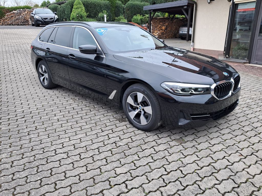BMW 520 2021
