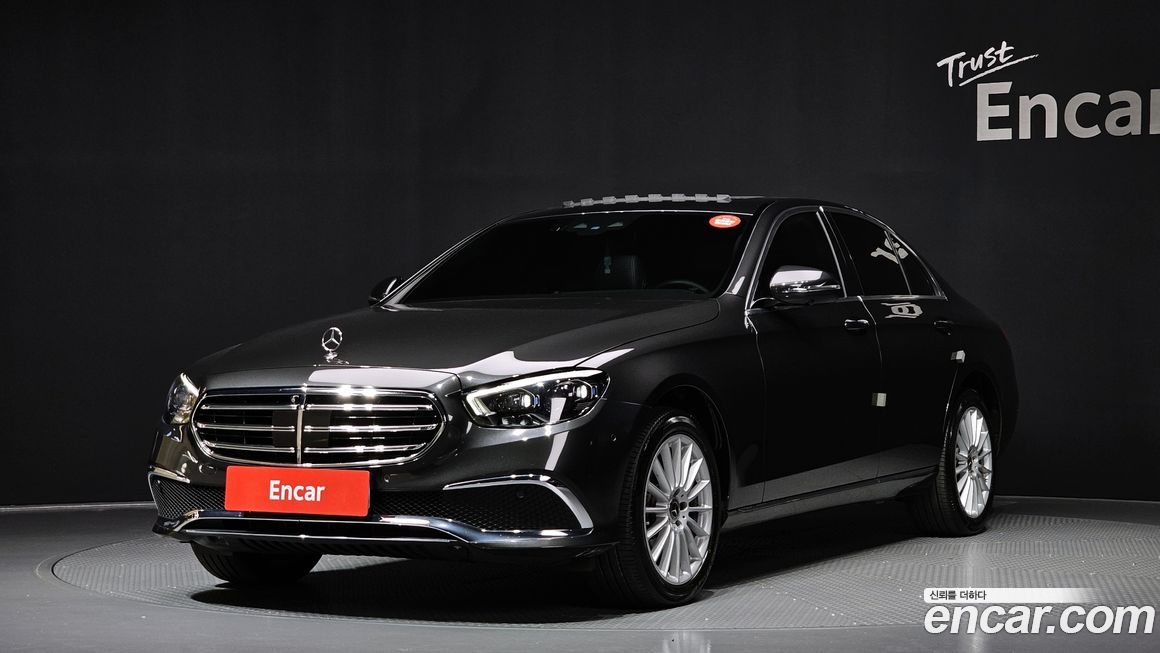 Mercedes-Benz E-Class 2021
