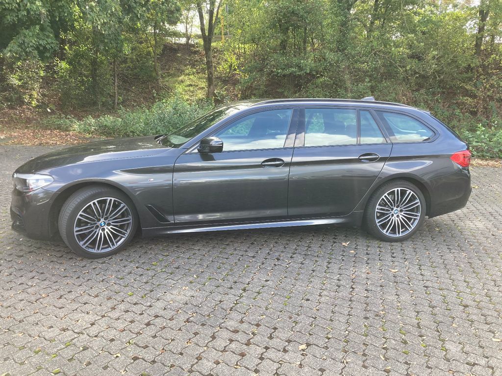 BMW 520 2019