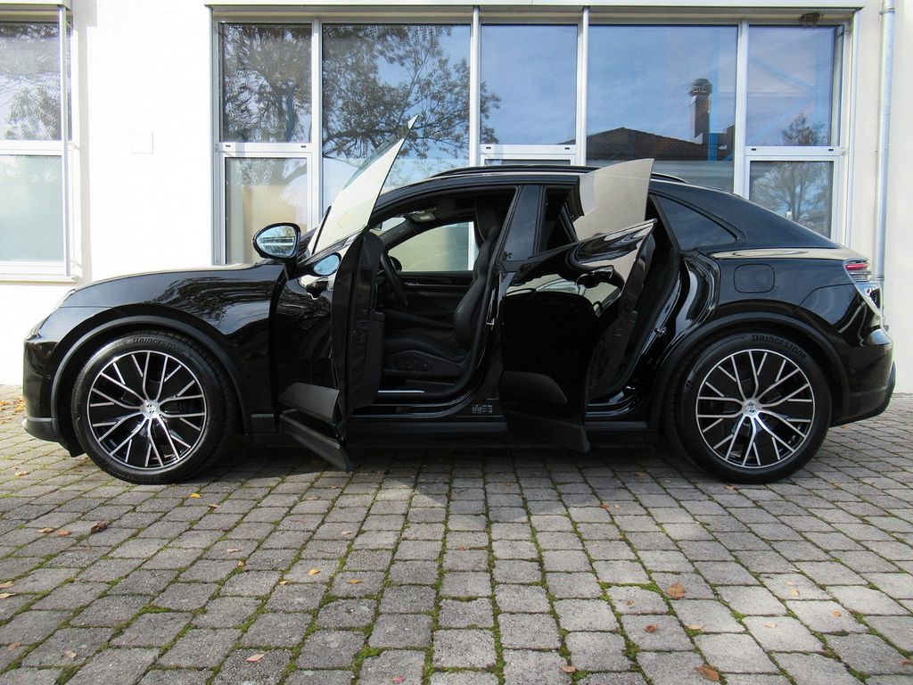 Porsche Macan 2025