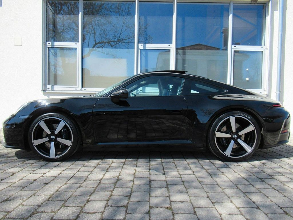 Porsche 992 2024