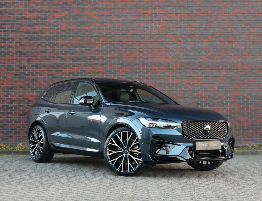 Volvo XC60 2025