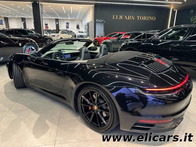 Porsche 911 2021