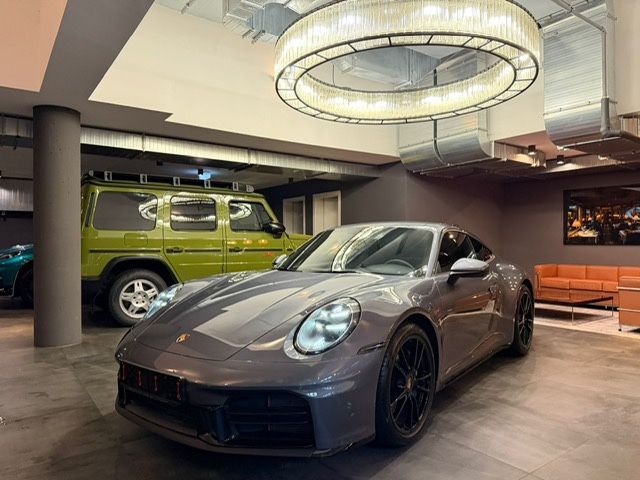 Porsche 992 2025