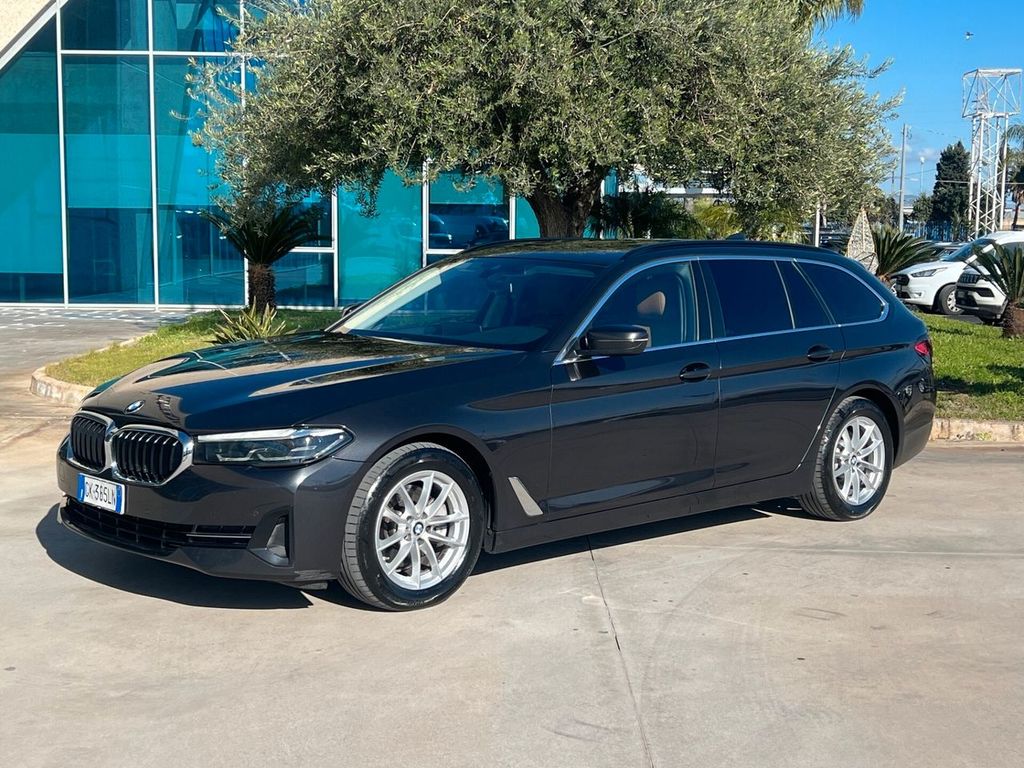 BMW 520 2022