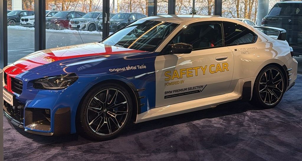 BMW M2 2025