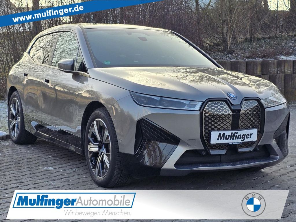 BMW iX 2023