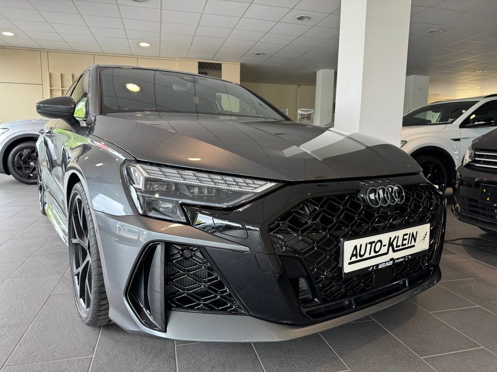 Audi RS3 2025