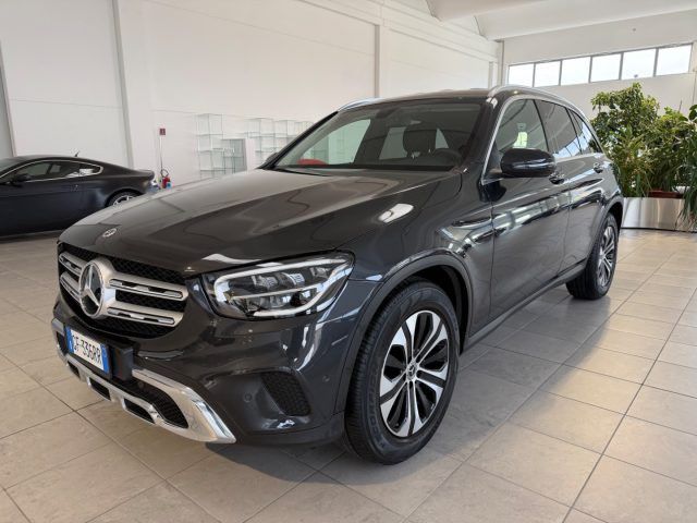 Mercedes-Benz GLC 220 2021