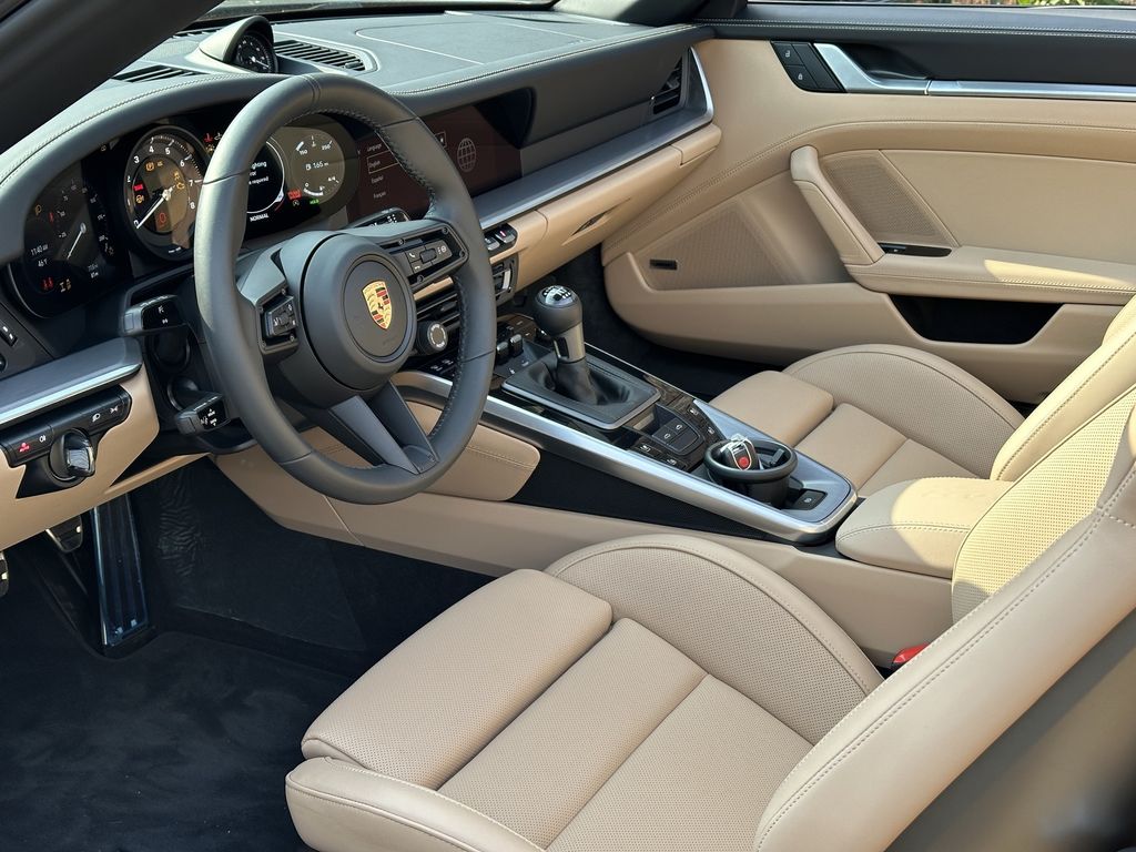 Porsche 992 2024