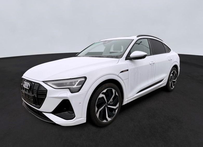 Audi e-tron 2022