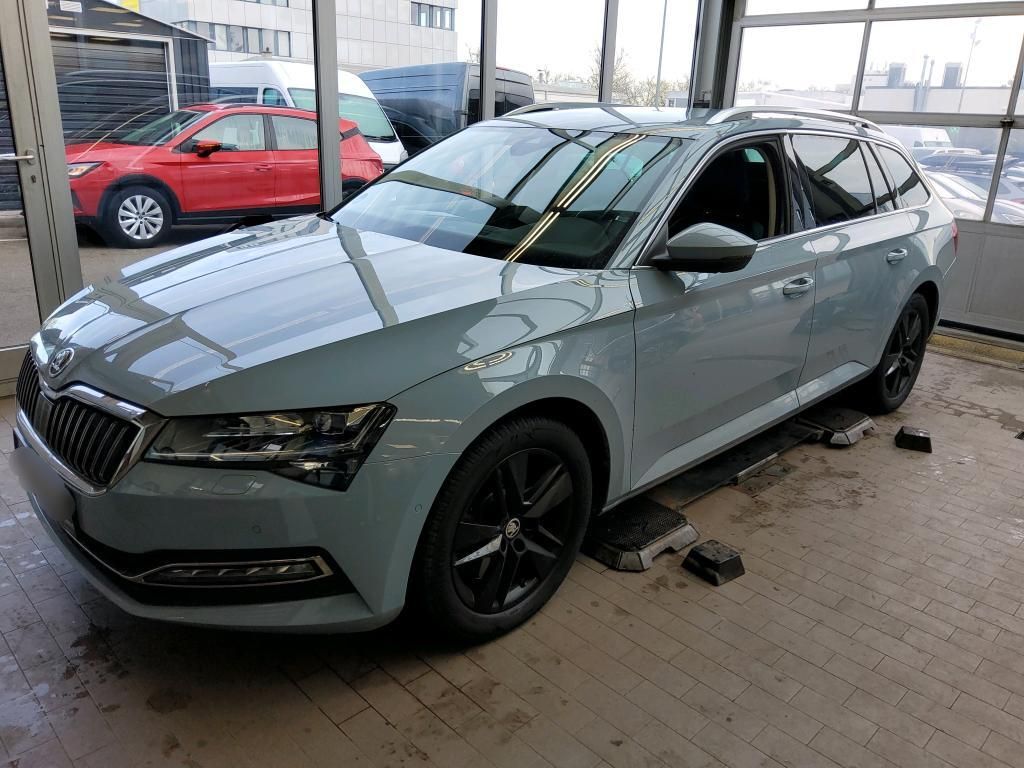 Skoda Superb 2022