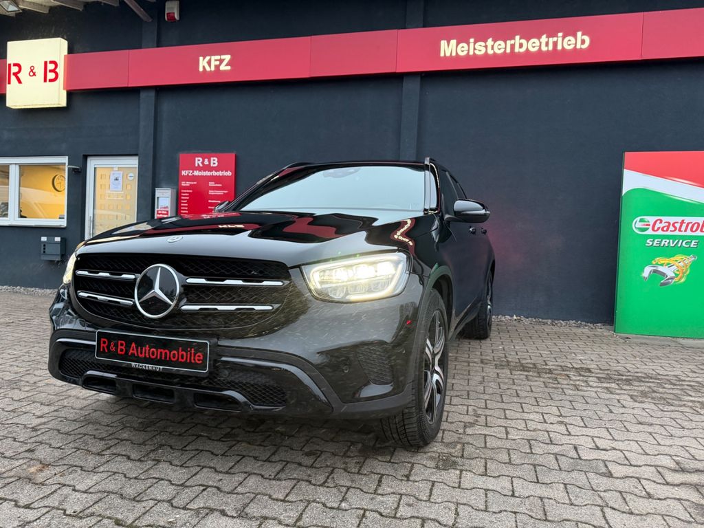 Mercedes-Benz GLC 300 2021