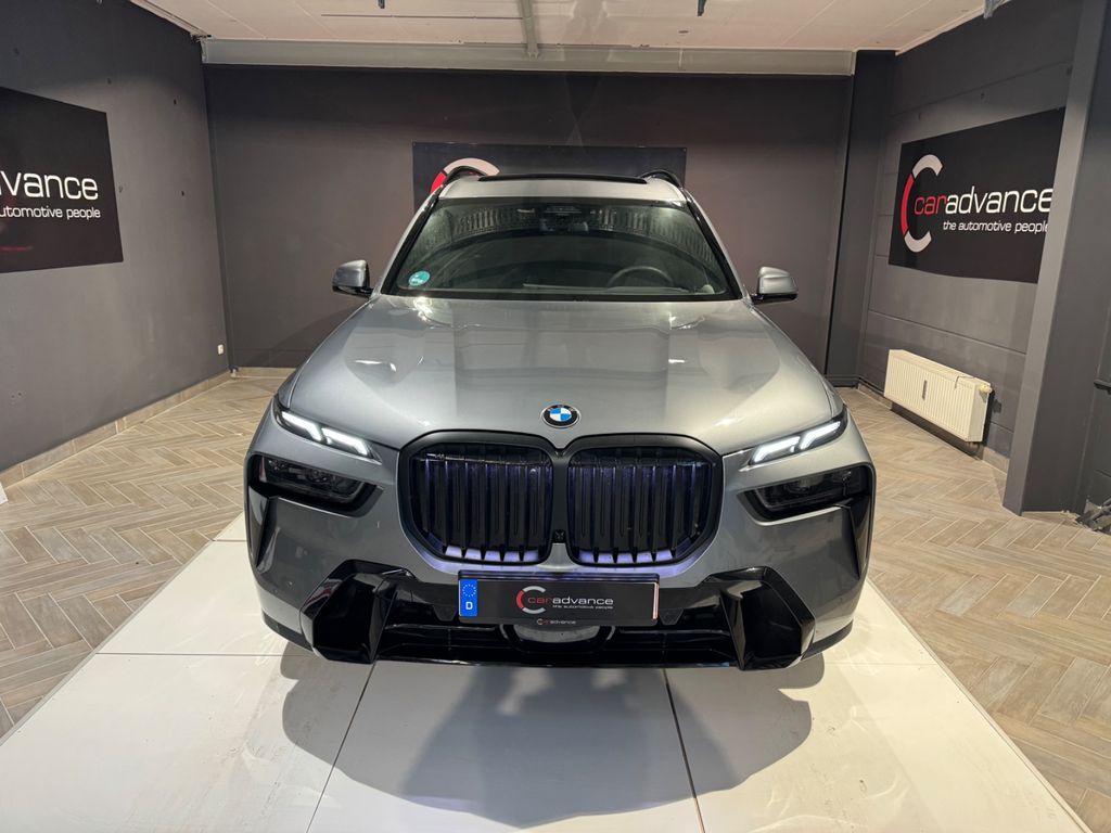 BMW X7 2025