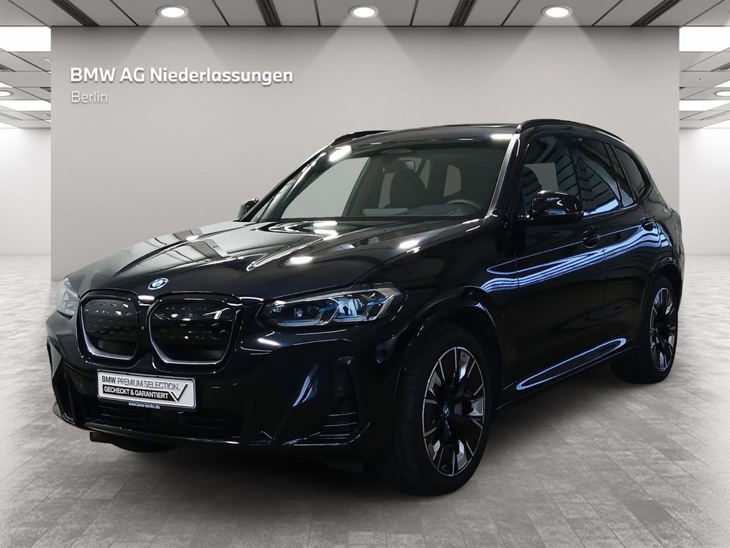 BMW iX3 2024