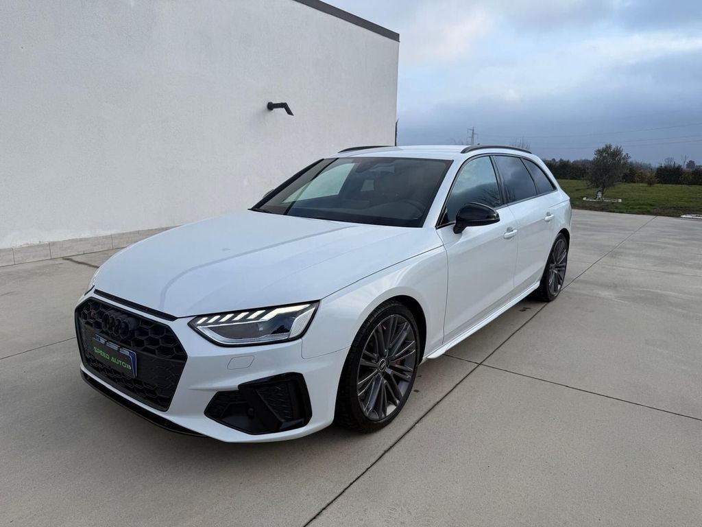 Audi A4 2021