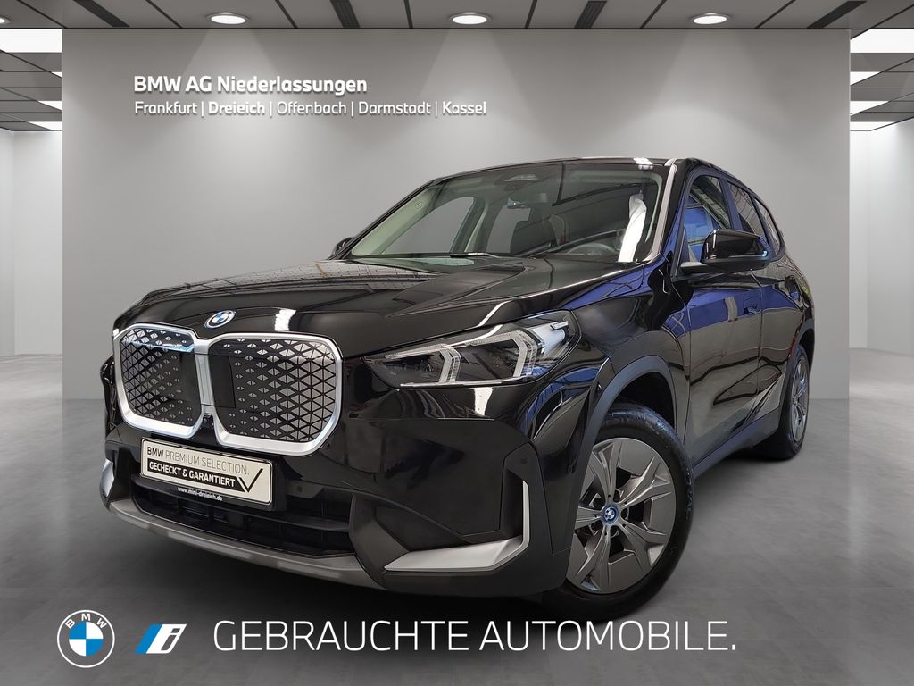 BMW iX1 2023