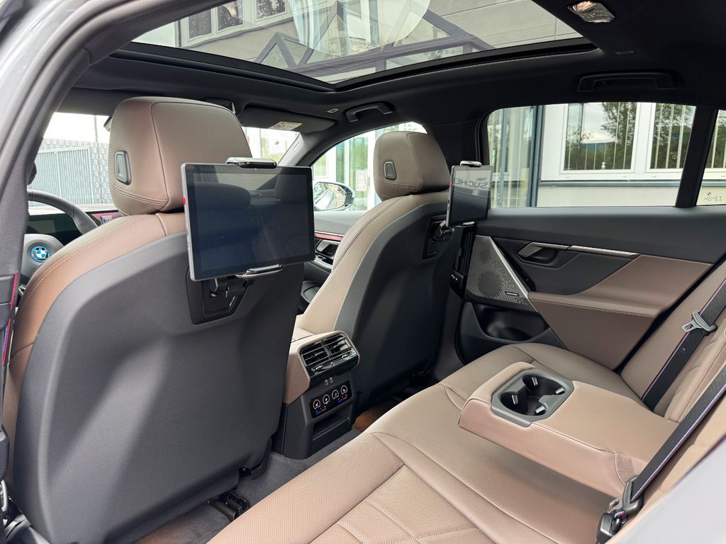 BMW 530 2025