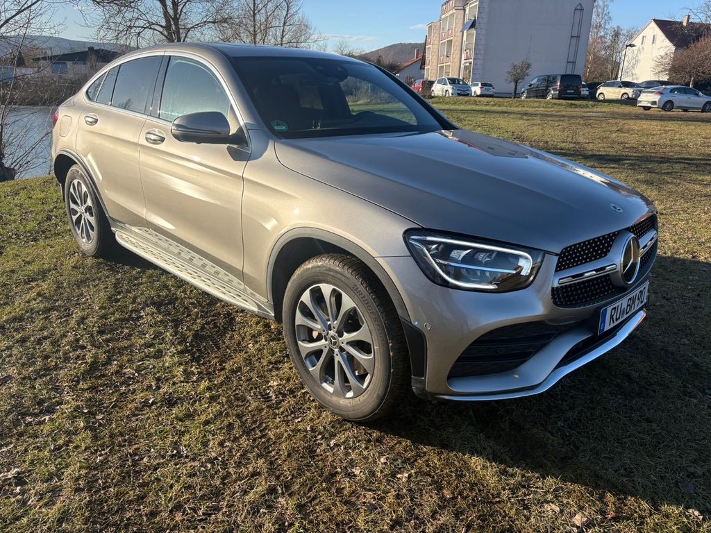 Mercedes-Benz GLC 300 2023