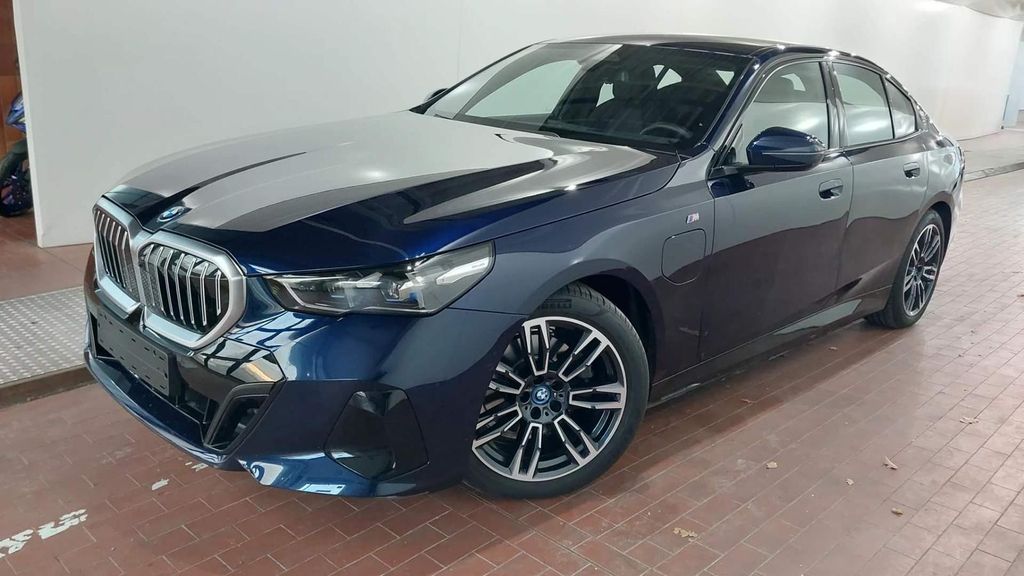 BMW 530 2024