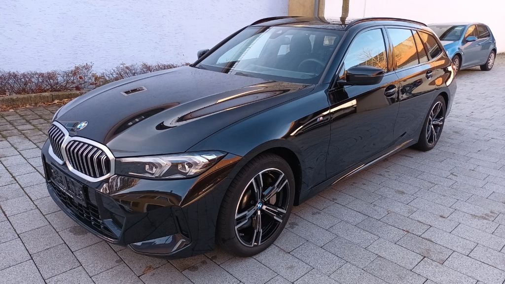 BMW 330 2025